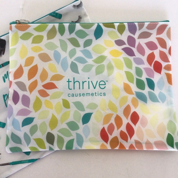 THRIVE CAUSEMETICS MAKEUP TRAVEL POUCHES NWT - Picture 2 of 9
